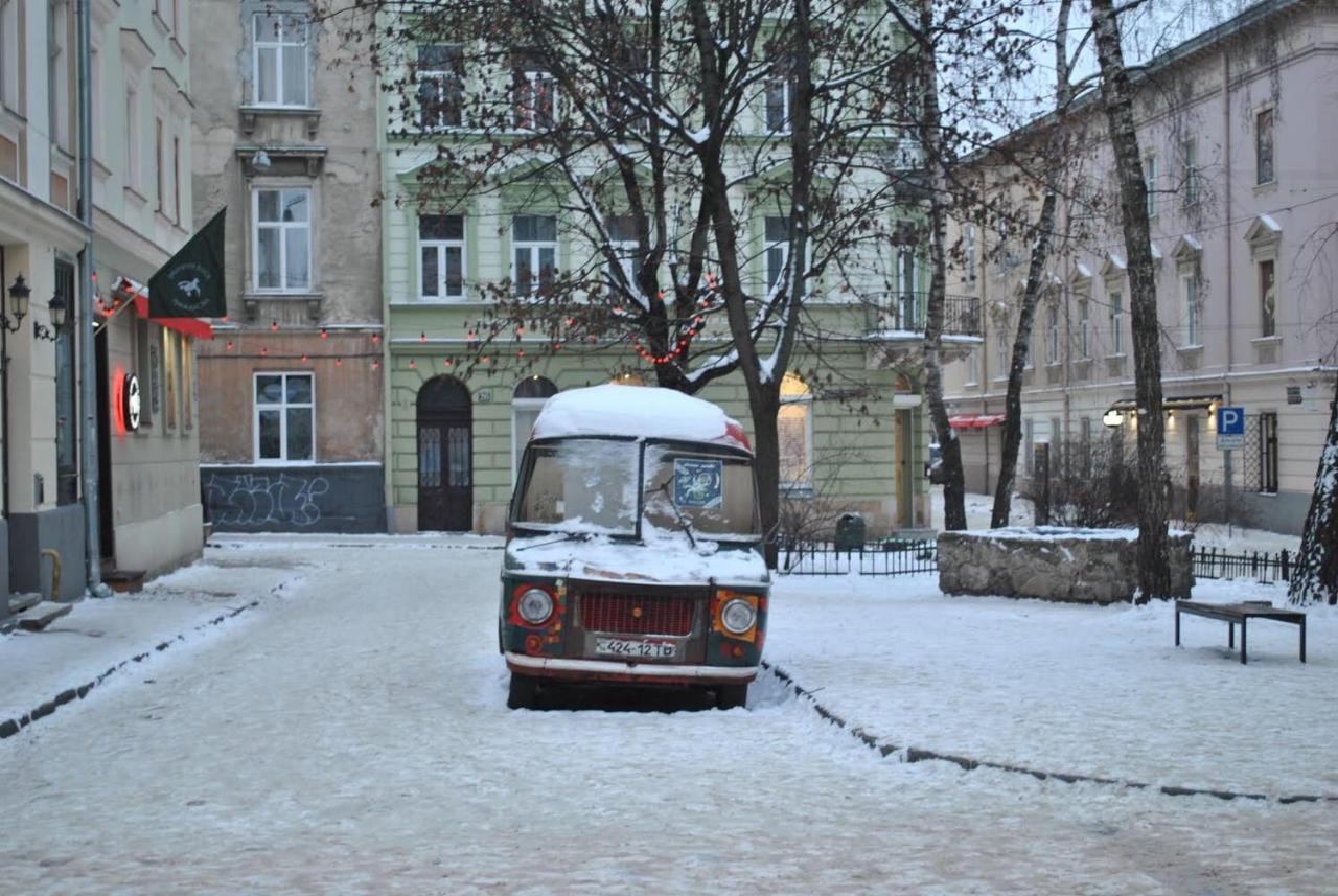 Apartment Vip Ploscha Rynok